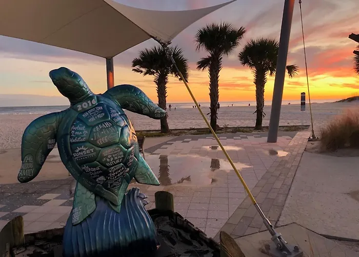 Holiday home Prime Coral Dreams Walk To Pool Pets Near The Hangout Parking *